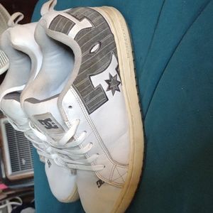 DC skate sneakers